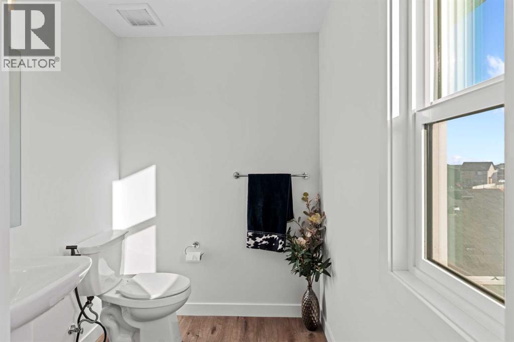 Single Family House for Sale in  Ambleside Crescent NW Moraine Calgary 