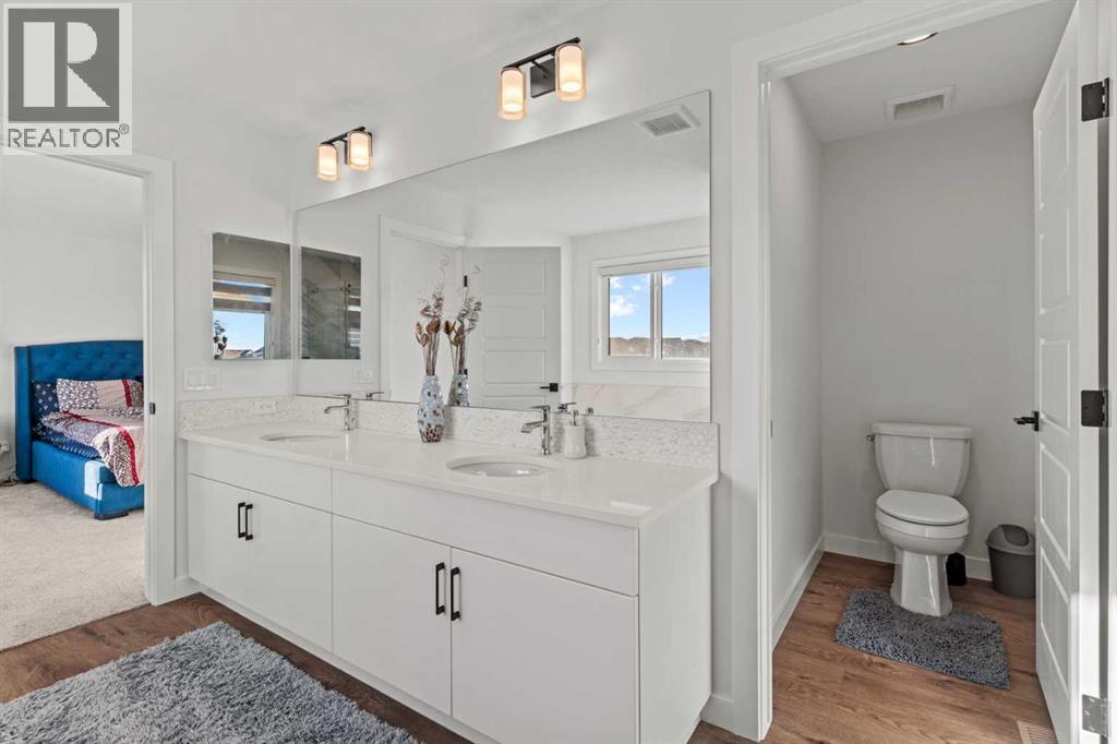 Single Family House for Sale in  Ambleside Crescent NW Moraine Calgary 