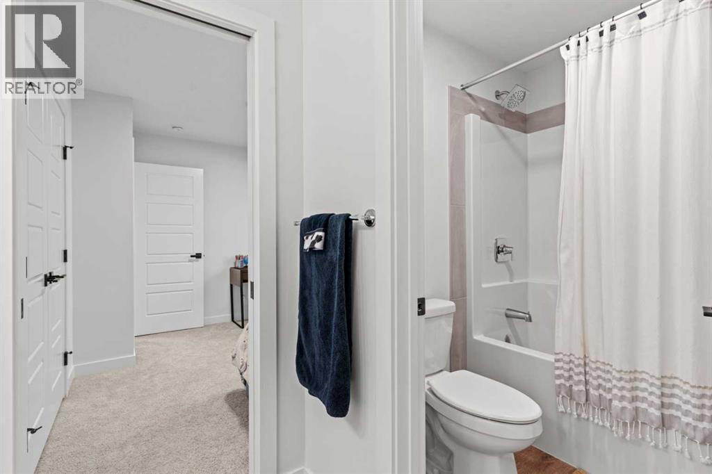 Single Family House for Sale in  Ambleside Crescent NW Moraine Calgary 