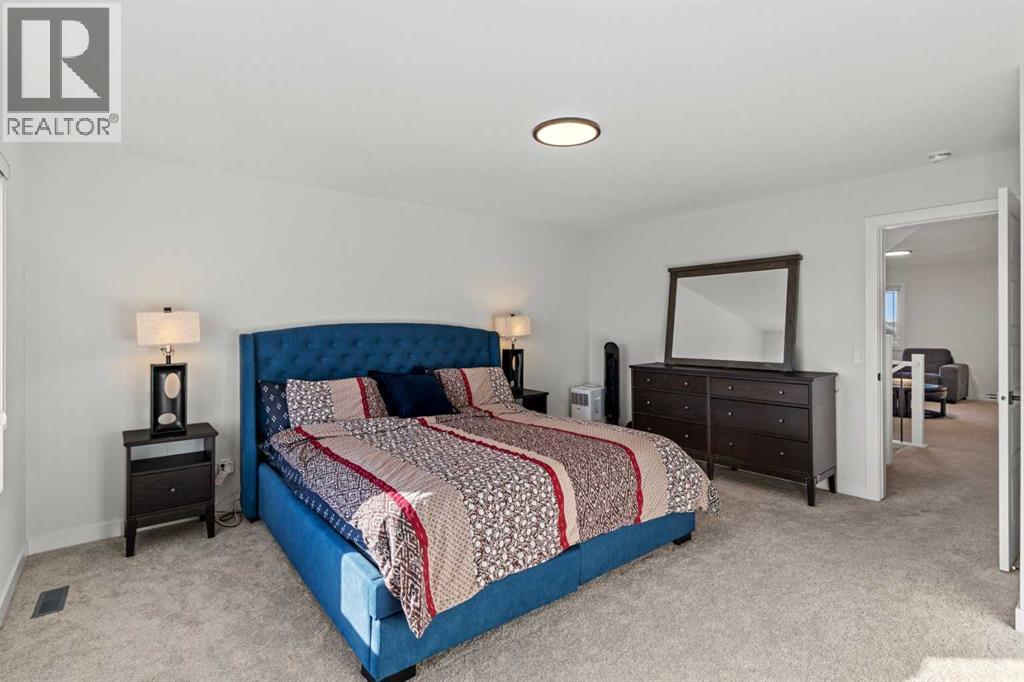 Single Family House for Sale in  Ambleside Crescent NW Moraine Calgary 