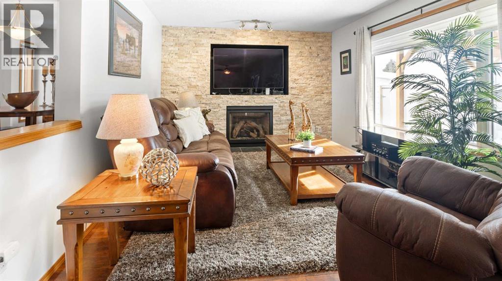 Single Family House for Sale in  Mt Cornwall Circle SE McKenzie Lake Calgary 