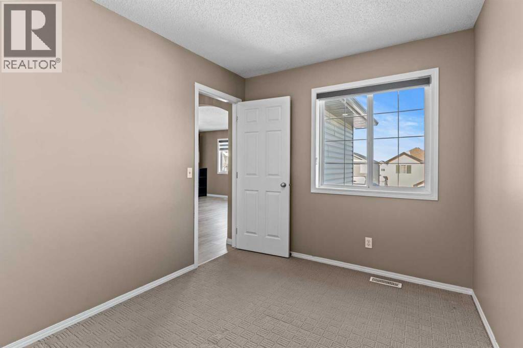 Single Family House for Sale in  Saddlecrest Park NE Saddle Ridge Calgary 