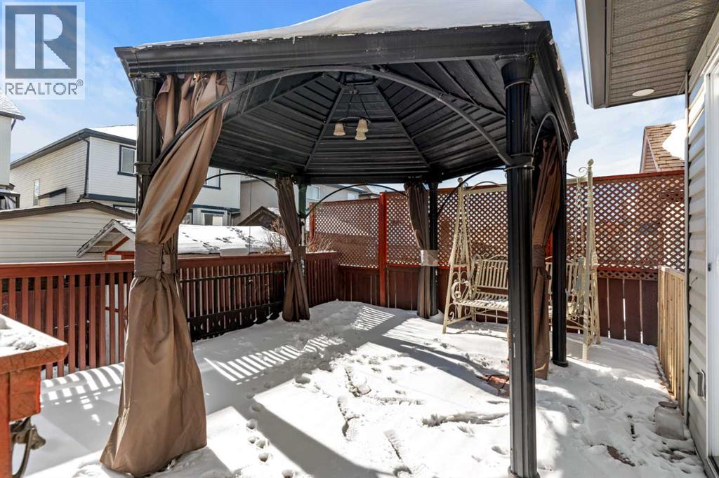 Single Family House for Sale in  Saddlecrest Park NE Saddle Ridge Calgary 