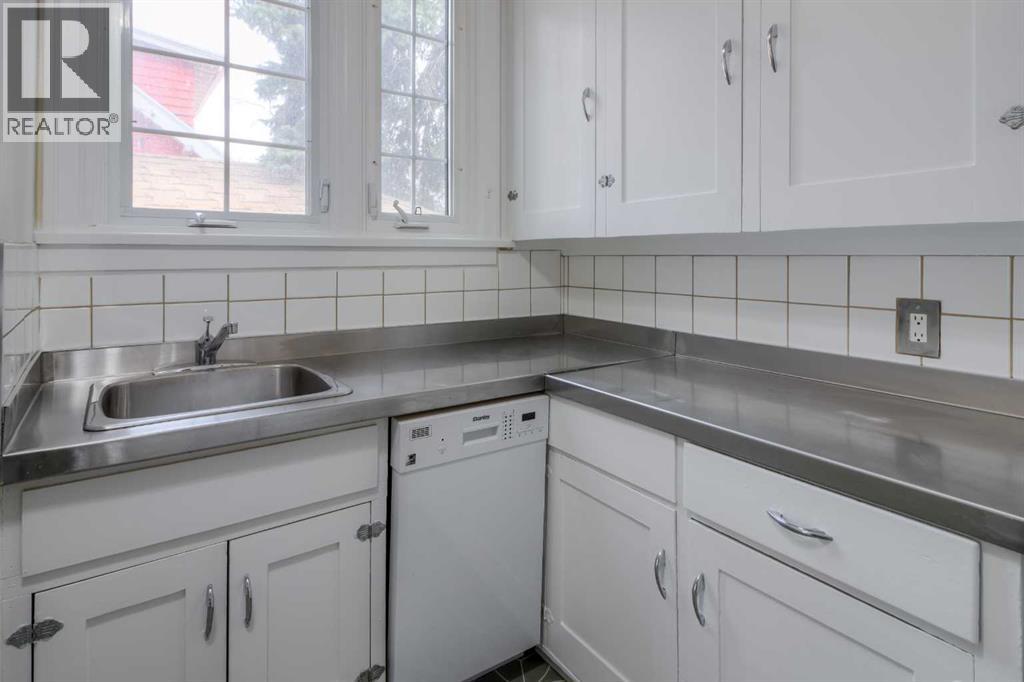 Multi-family House for Sale in   Avenue S Victoria Park Lethbridge 