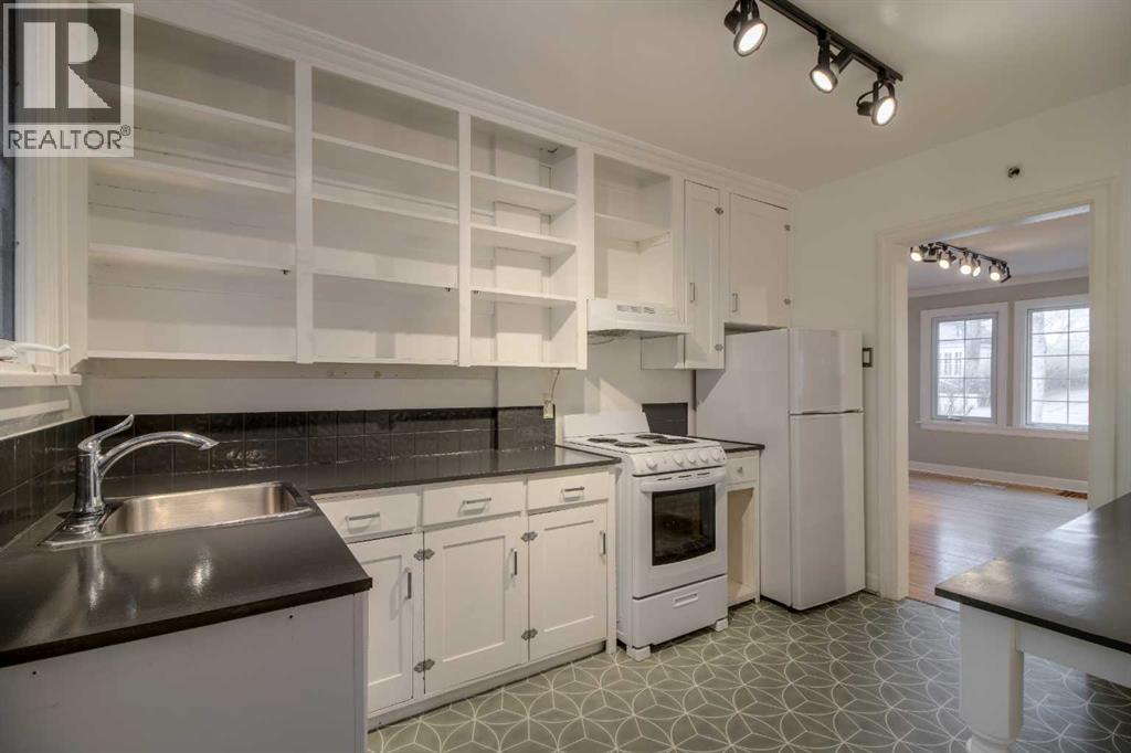 Multi-family House for Sale in   Avenue S Victoria Park Lethbridge 