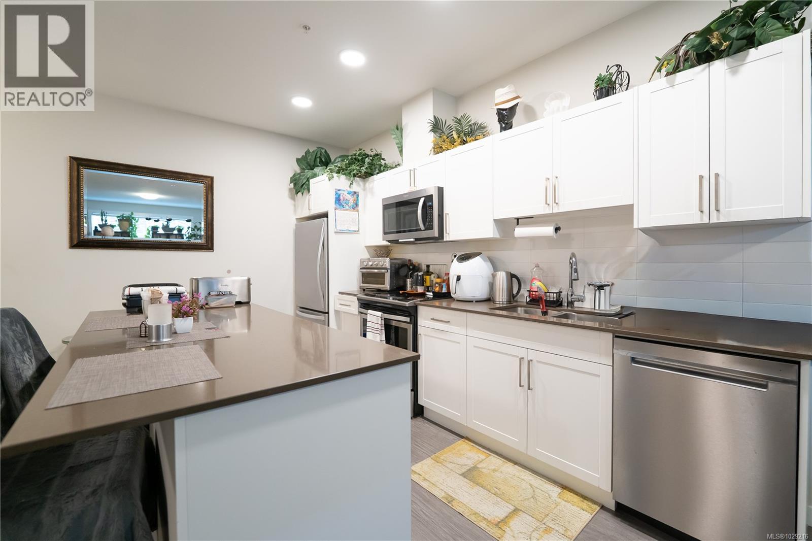 209 2843 Jacklin Rd, Langford