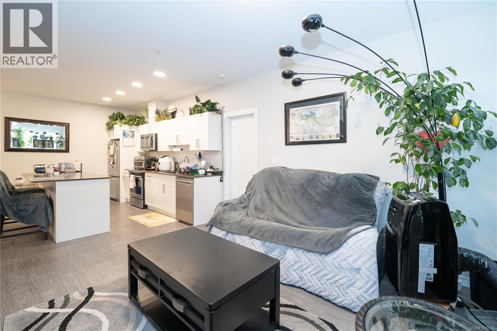 209 2843 Jacklin Rd, Langford