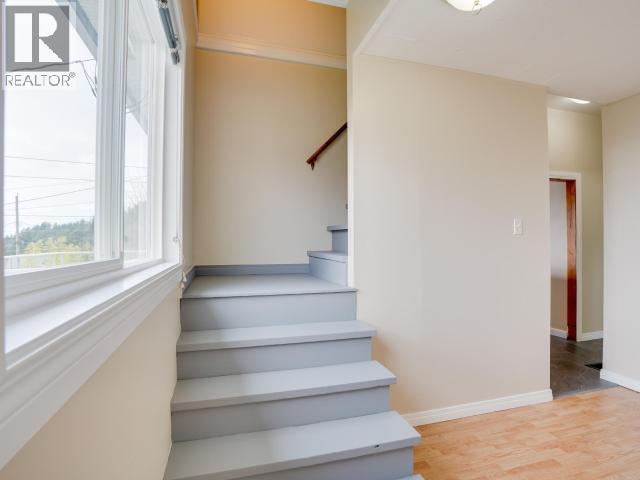 6304 POPLAR STREET, Powell River