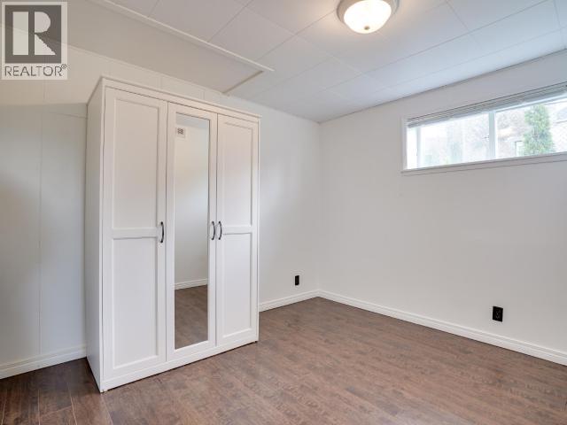 6304 POPLAR STREET, Powell River