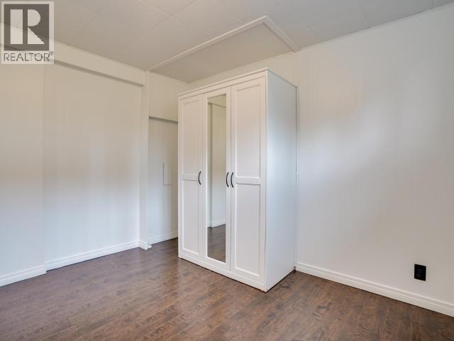 6304 POPLAR STREET, Powell River