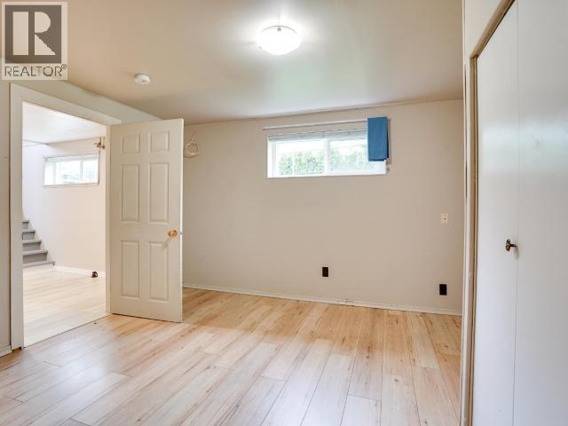 6304 POPLAR STREET, Powell River