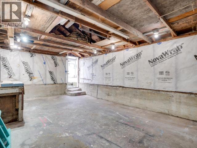 6304 POPLAR STREET, Powell River