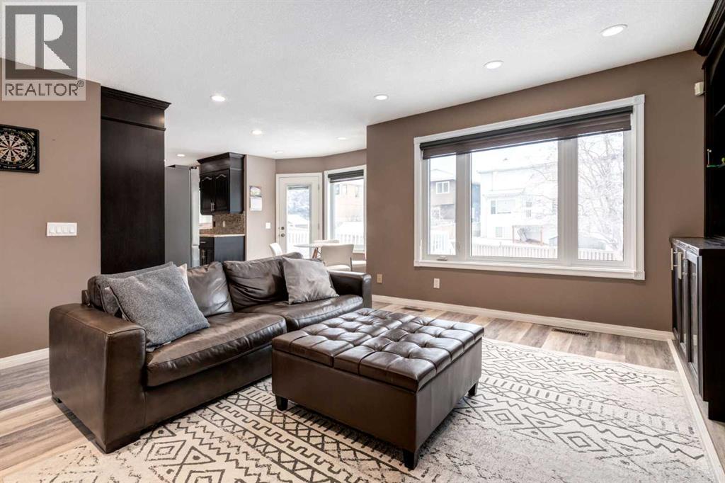 Single Family House for Sale in  Sirocco Drive SW Signal Hill Calgary 