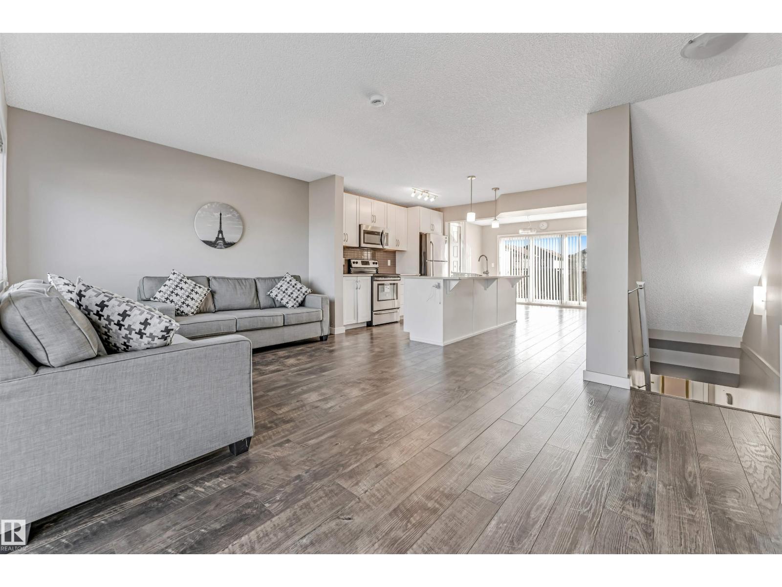 1624 33A ST NW - 15