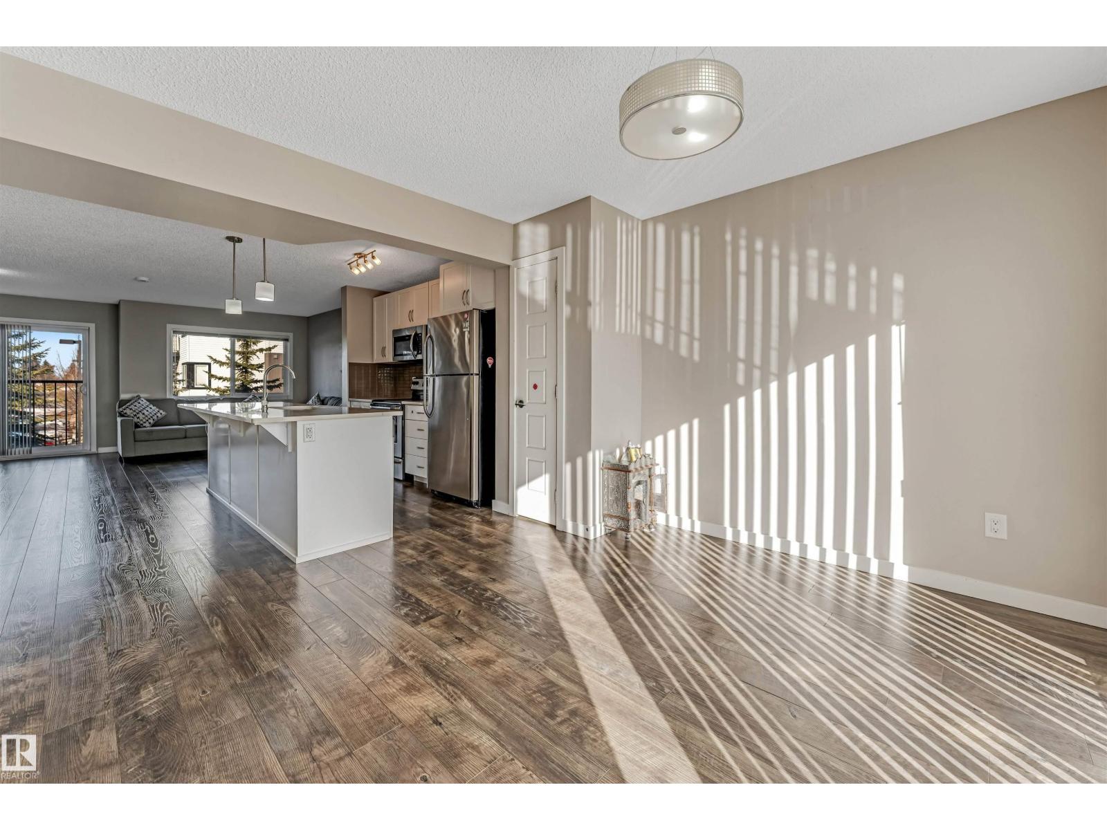 1624 33A ST NW - 23