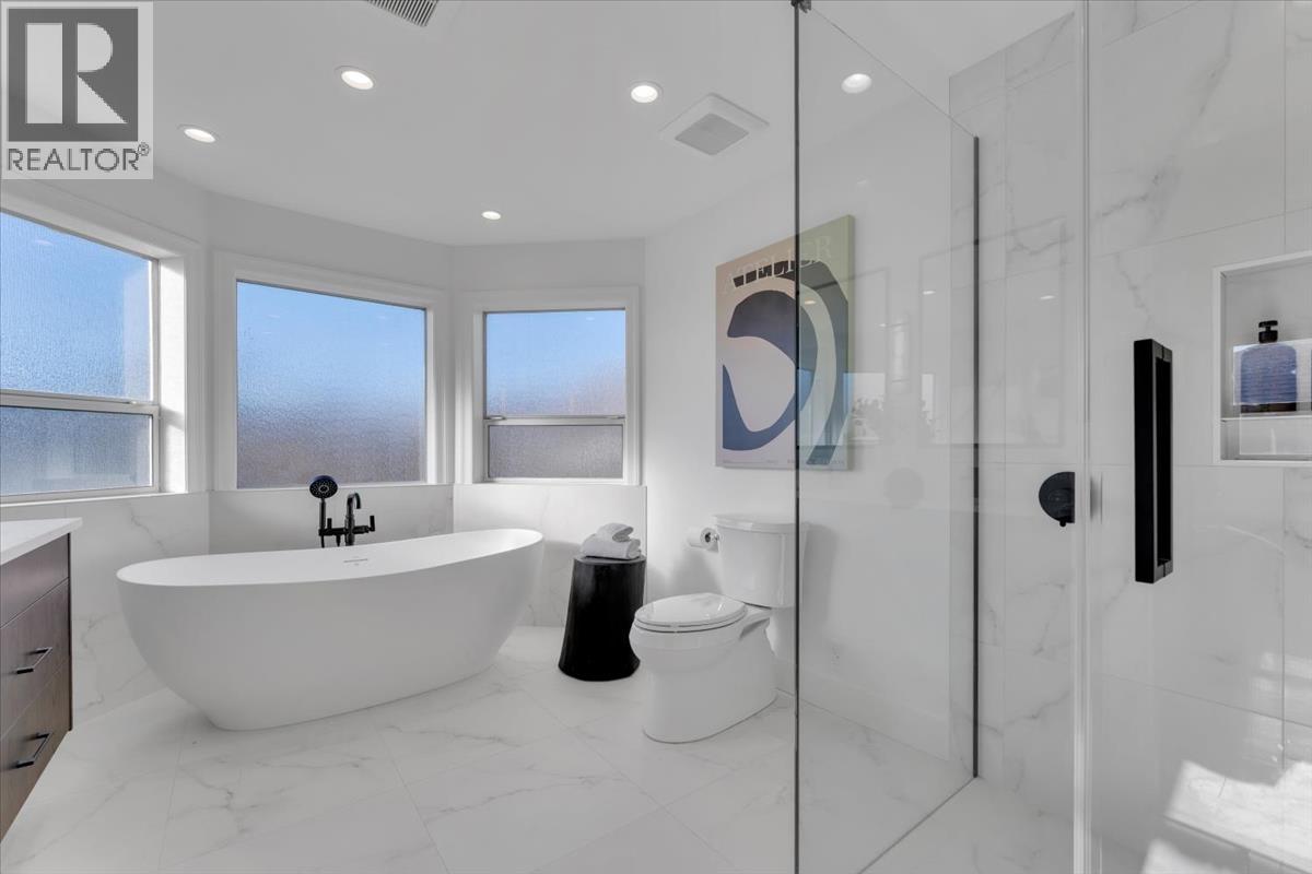 2594 PALISADE CRESCENT, Port Coquitlam