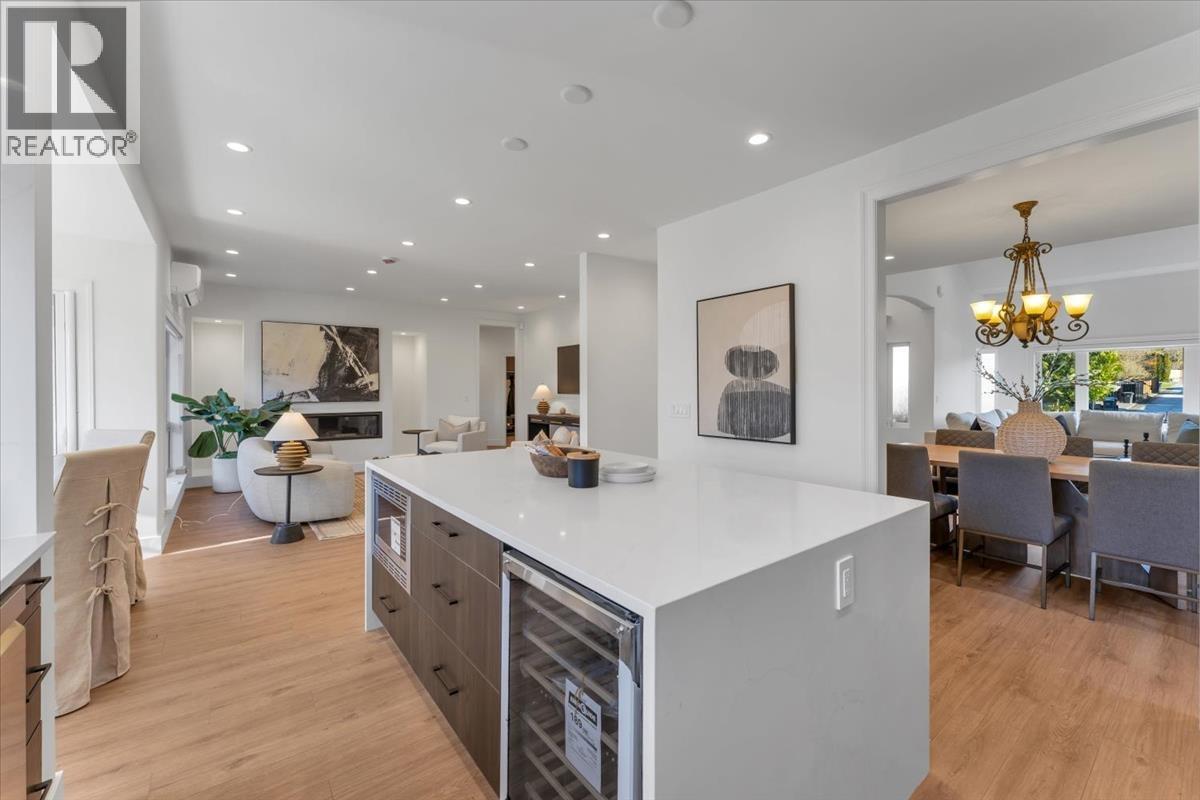 2594 PALISADE CRESCENT, Port Coquitlam