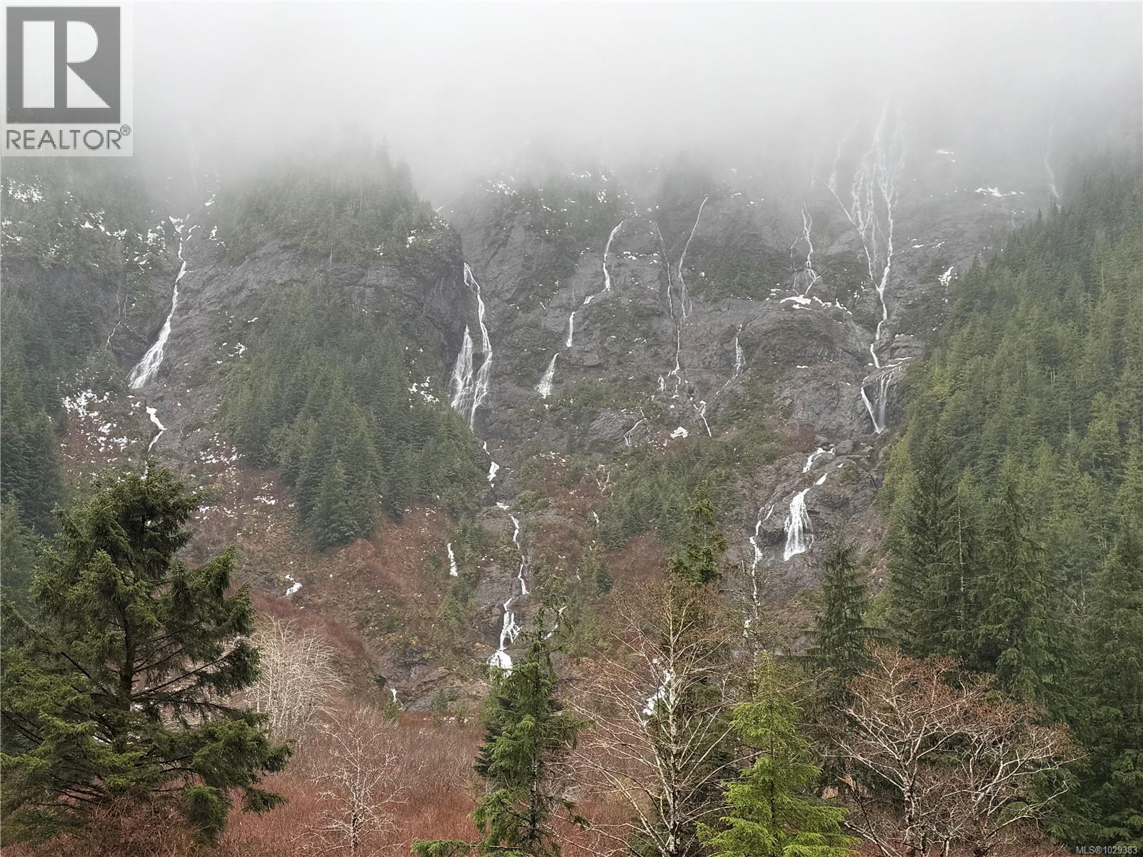 147 Maquinna Ave, Zeballos