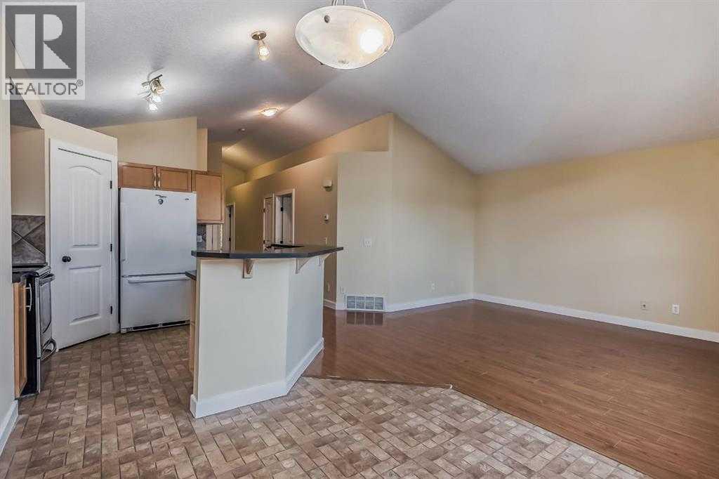 Single Family House Bi-level for Sale in  Saddlebrook Way NE Saddle Ridge Calgary 