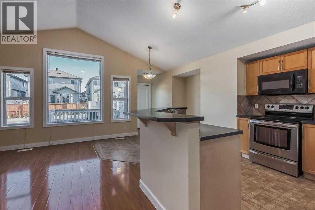 Single Family House Bi-level for Sale in  Saddlebrook Way NE Saddle Ridge Calgary 