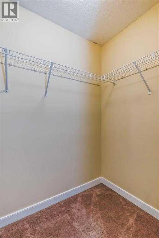 Single Family House Bi-level for Sale in  Saddlebrook Way NE Saddle Ridge Calgary 