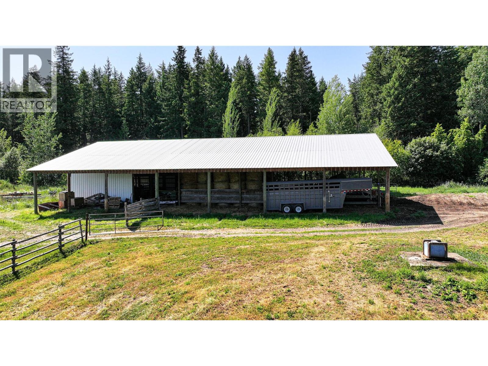  2990 50 Street Northwest, Salmon Arm