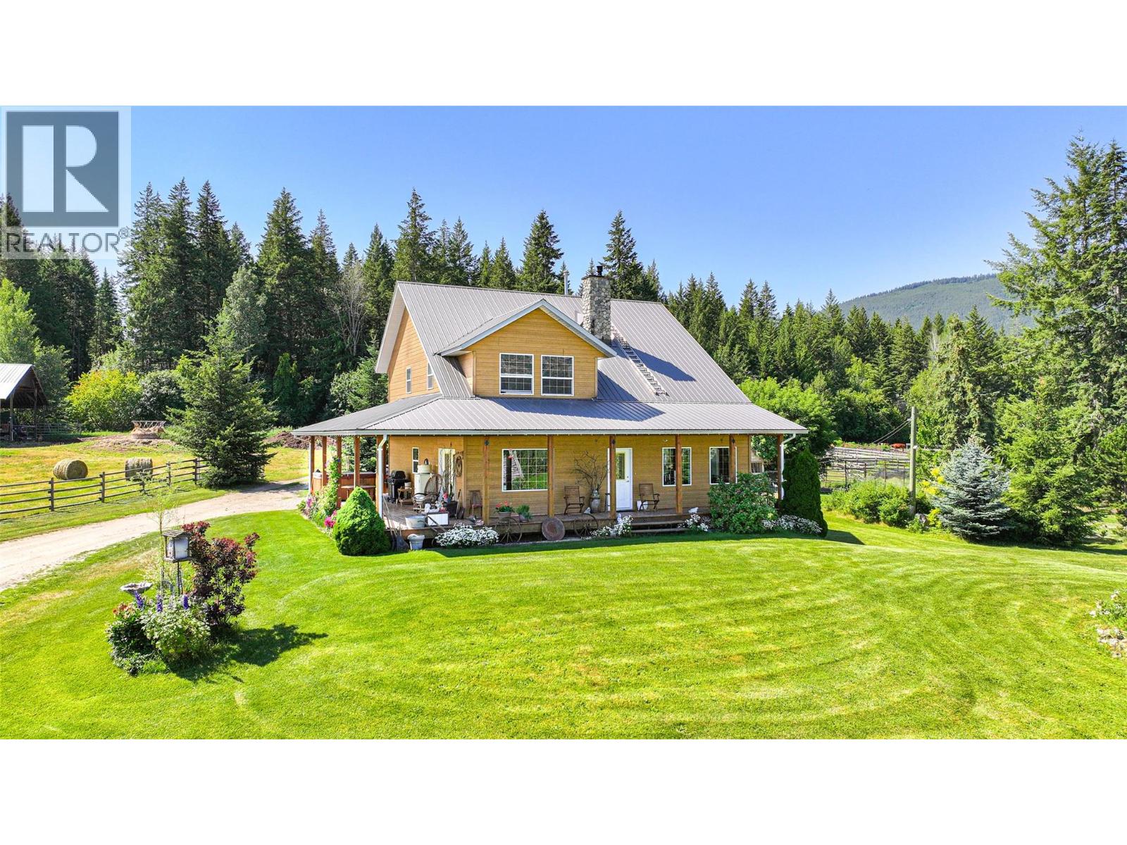  2990 50 Street Northwest, Salmon Arm