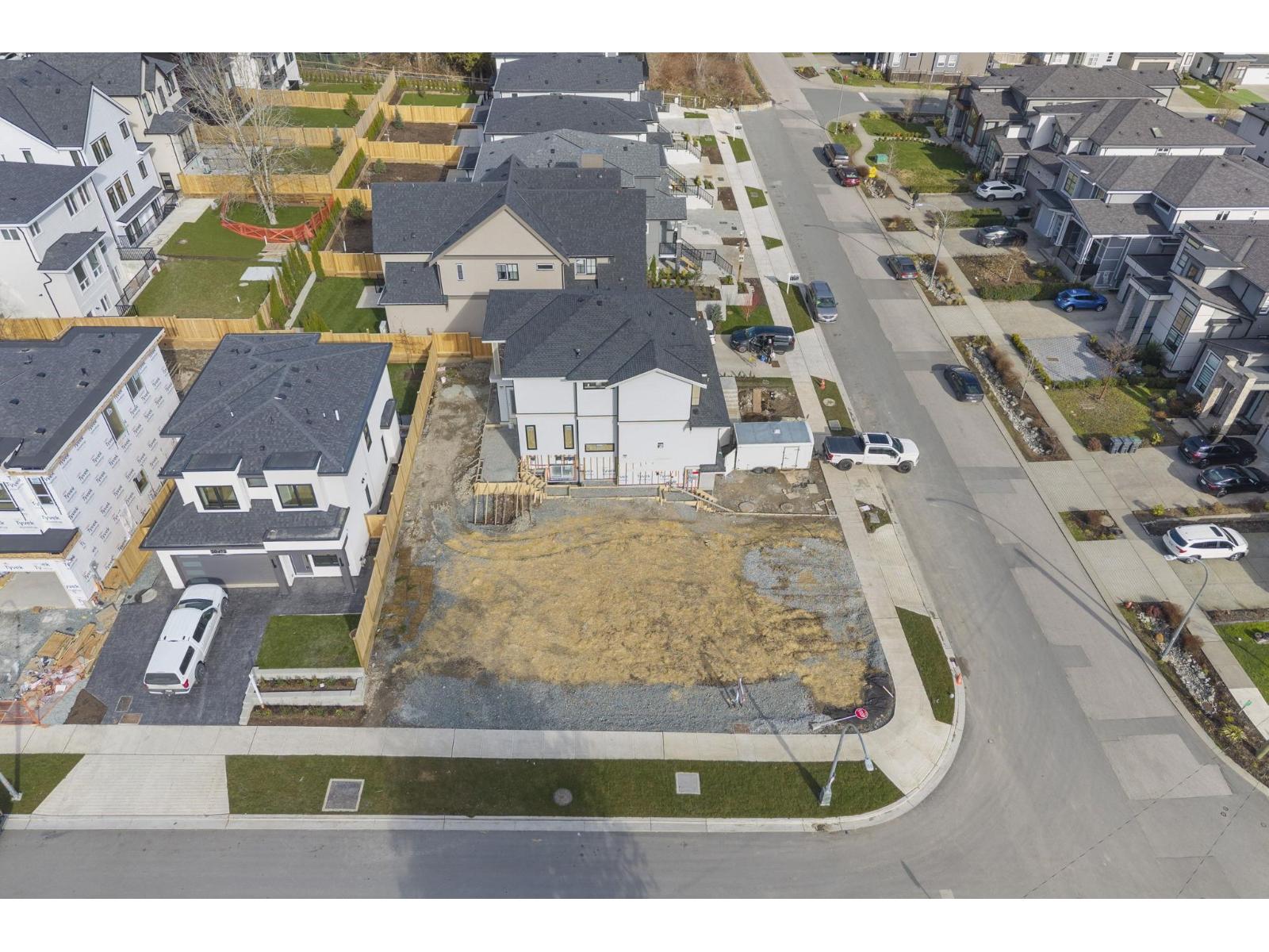 6907 205 Street - main photo