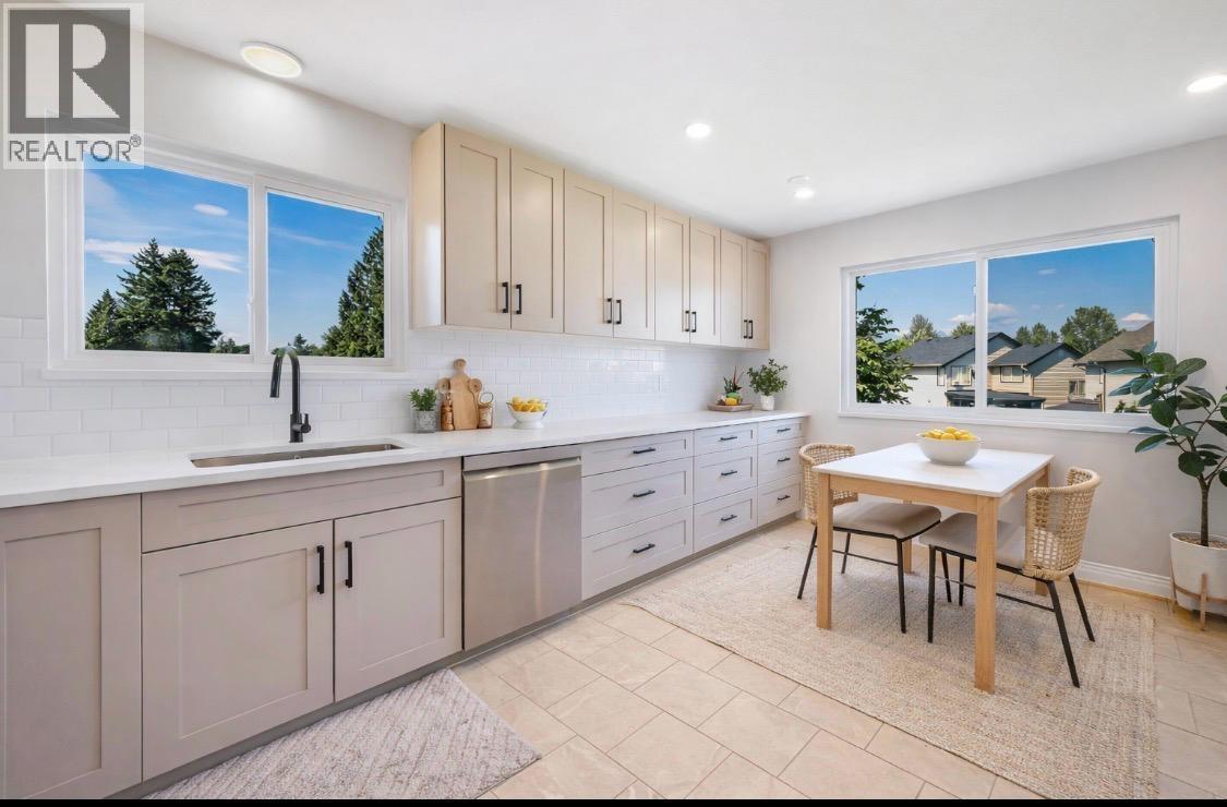 11850 GREENHAVEN COURT, Pitt Meadows