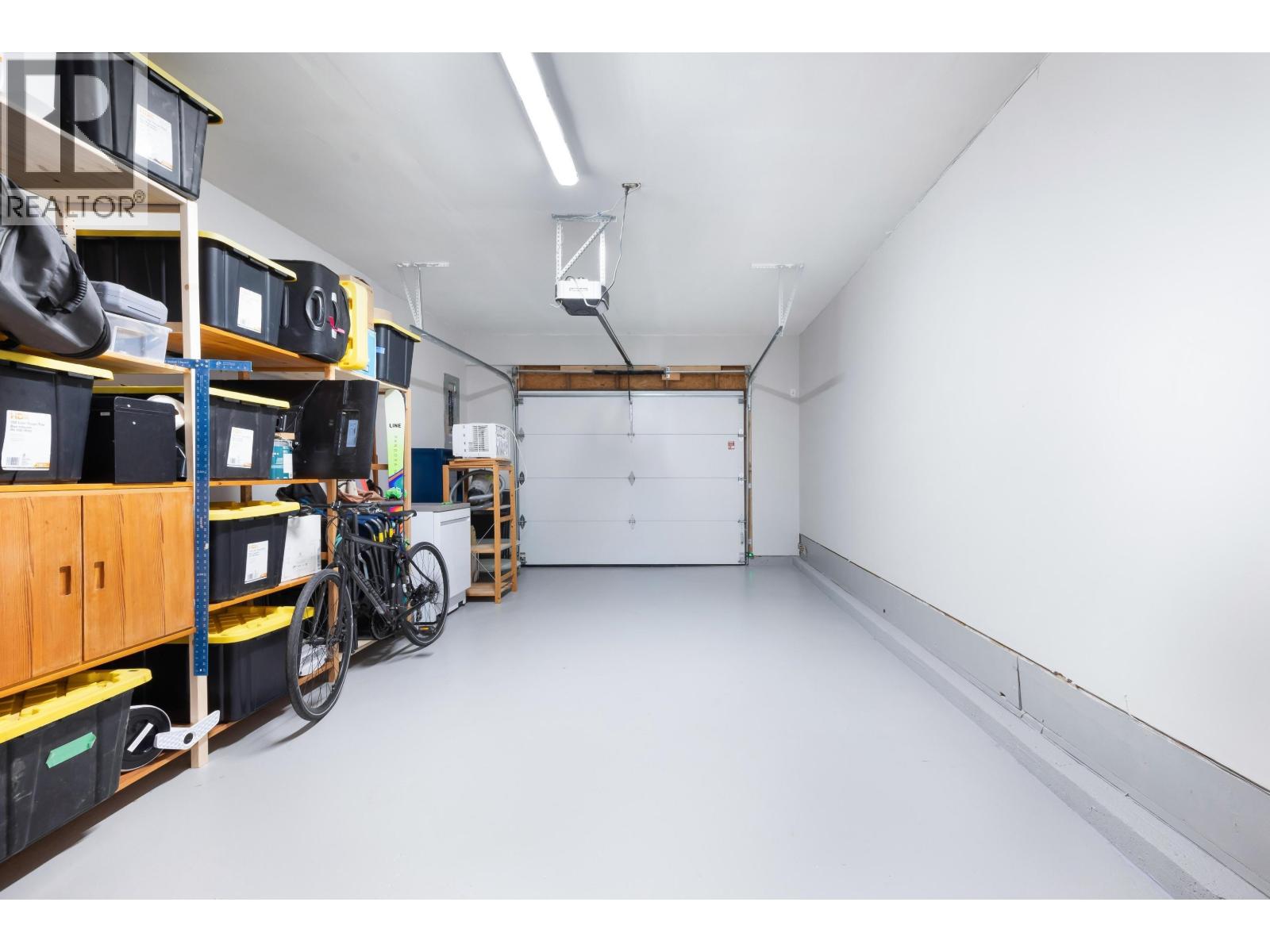 11850 GREENHAVEN COURT, Pitt Meadows