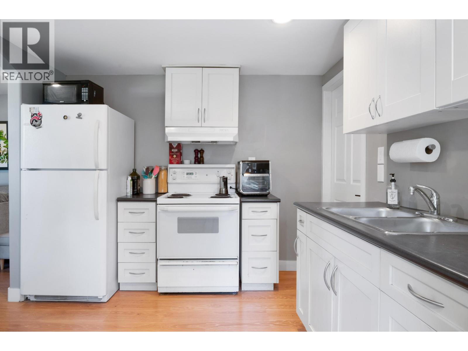 11850 GREENHAVEN COURT, Pitt Meadows