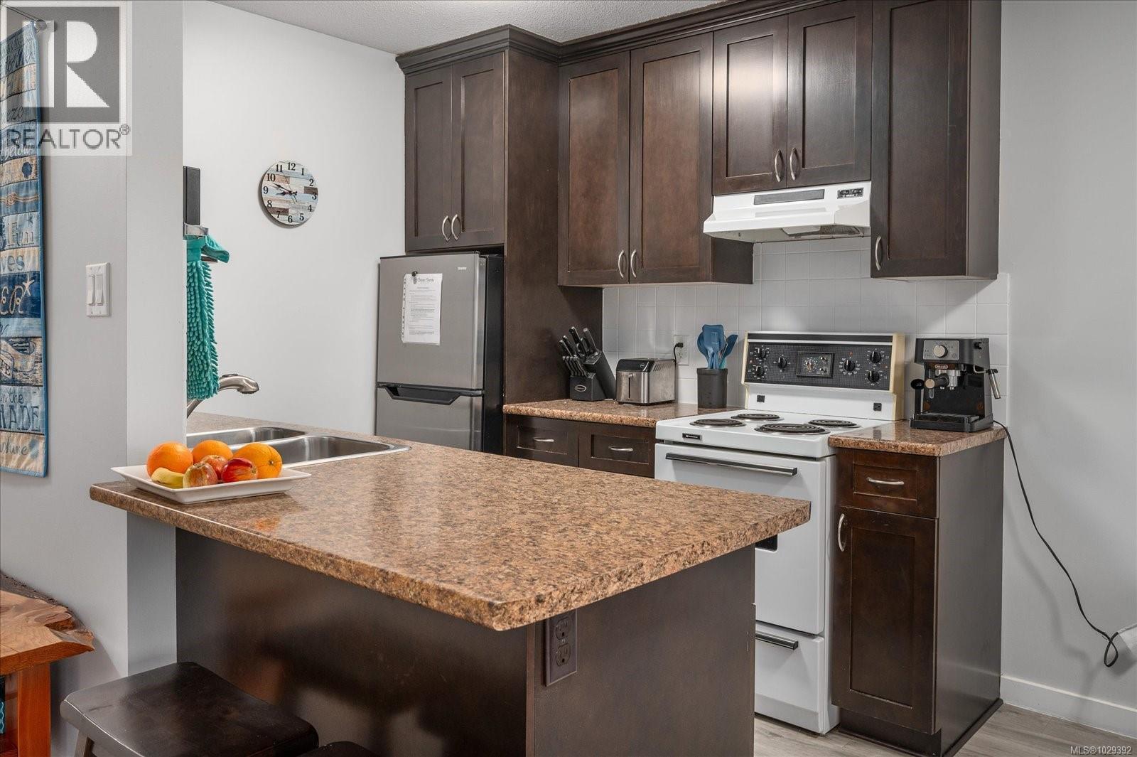 #36 1165 RESORT DR - 19