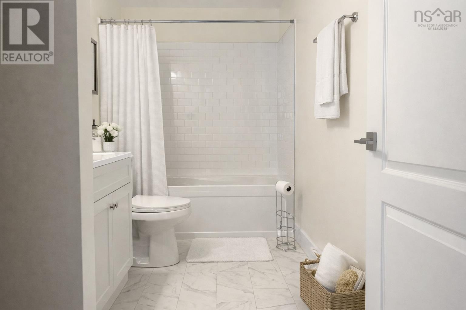 Property 14 of 20 of 78 Whistle Stop Court