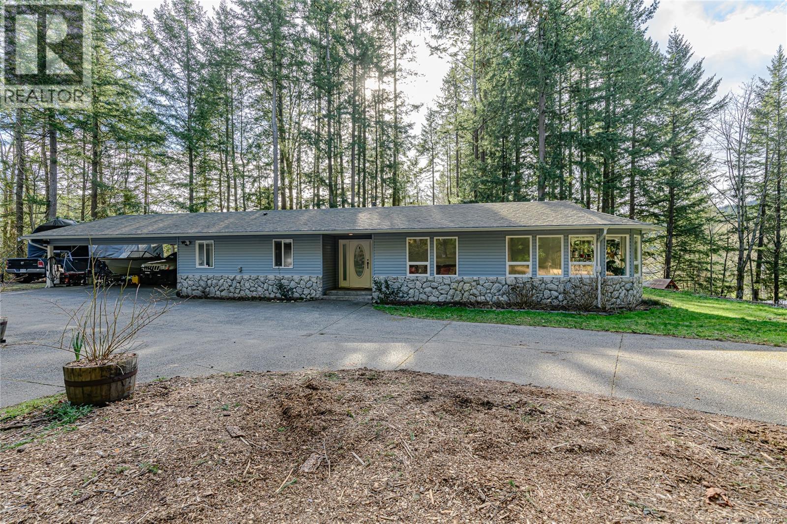 2872 Holman Rd, Chemainus