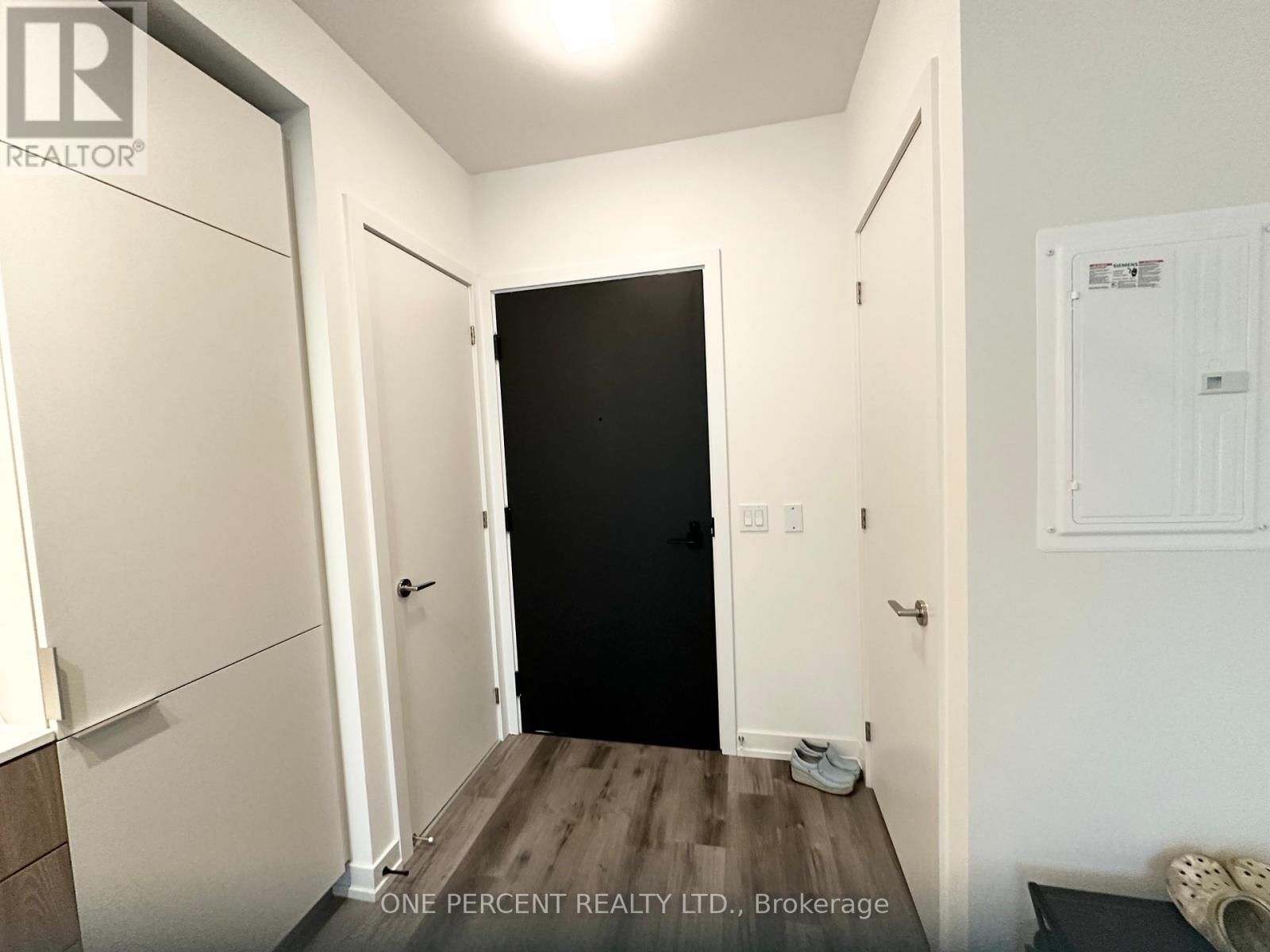 #414 28 EASTERN AVENUE - 8