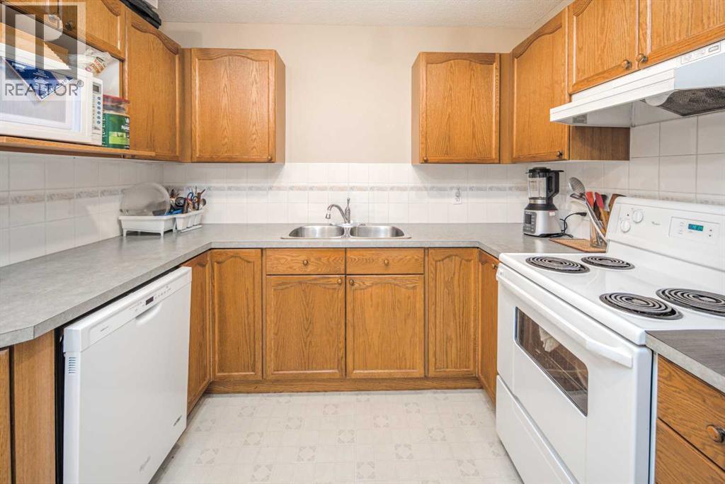 Single Family House for Sale in   Harvest Gold Manor NE Harvest Hills Calgary 