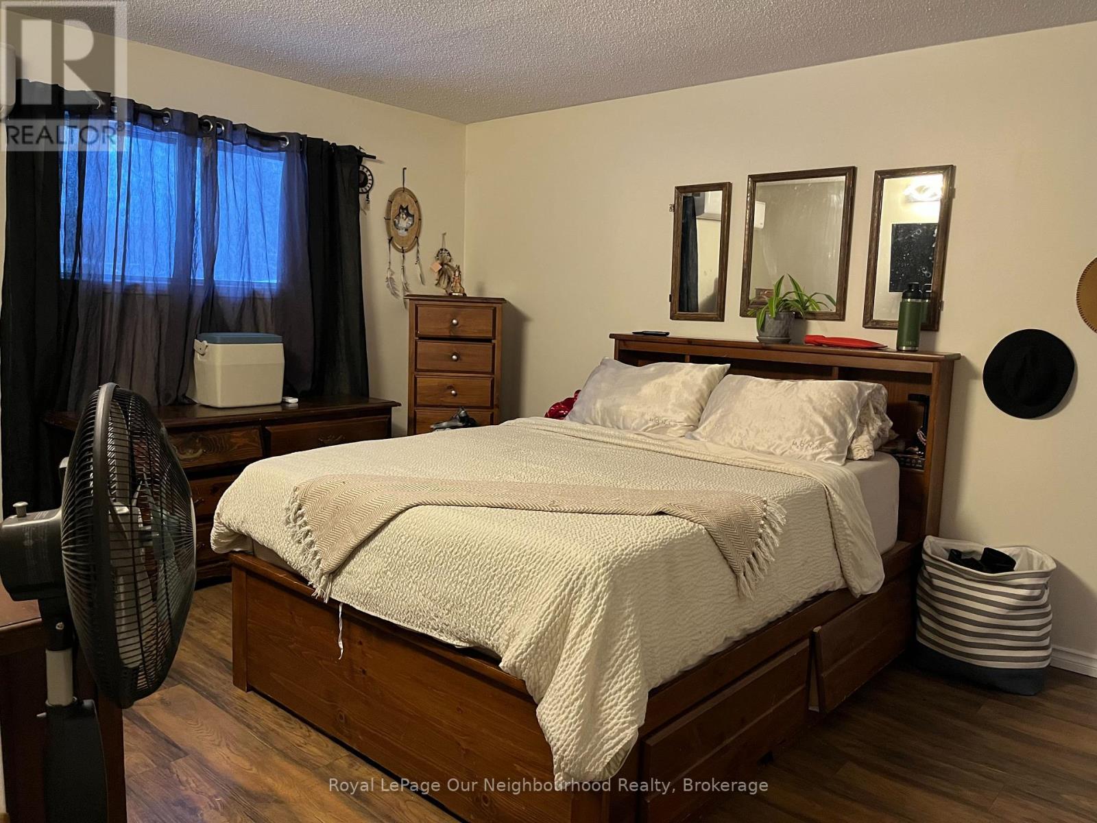 72 LAKESHORE ROAD - 19