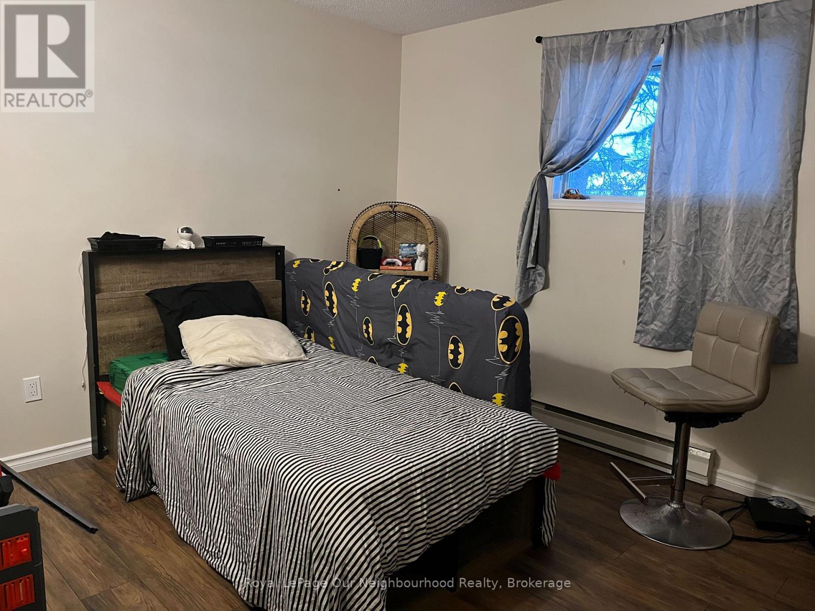 72 LAKESHORE ROAD - 25