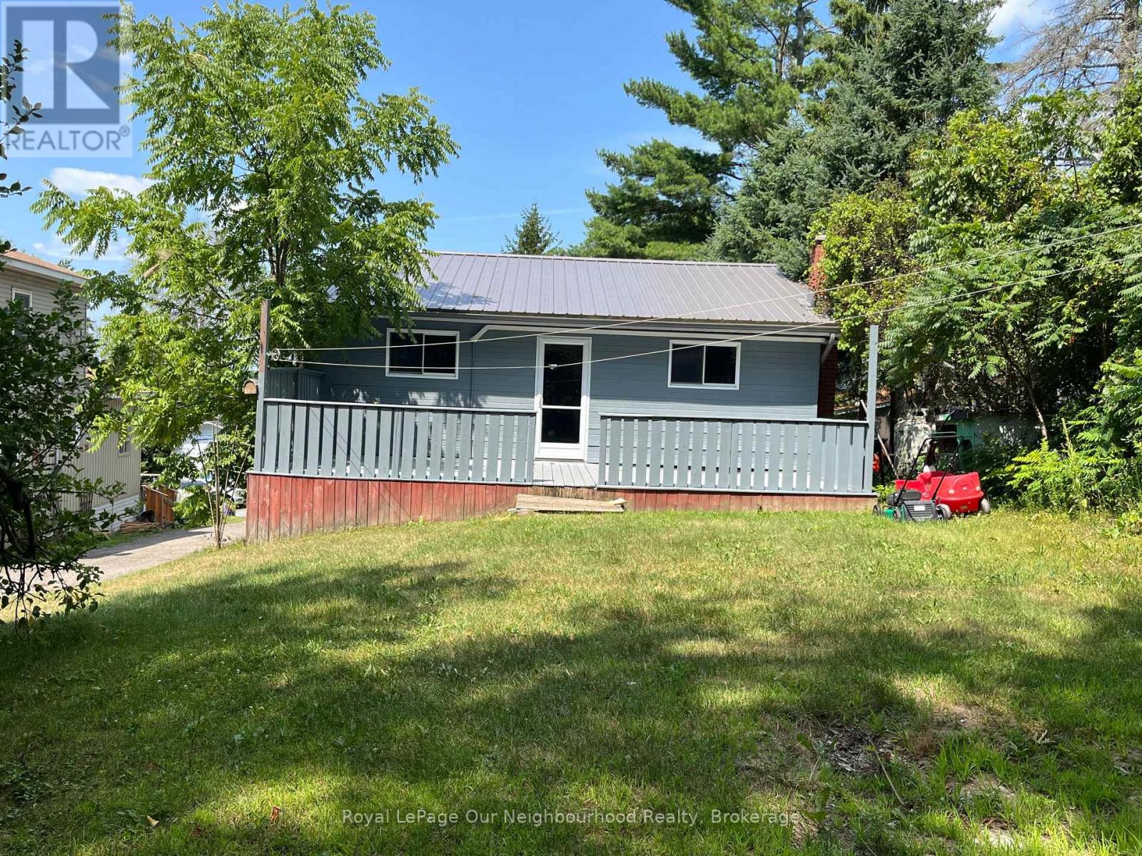72 LAKESHORE ROAD - 3
