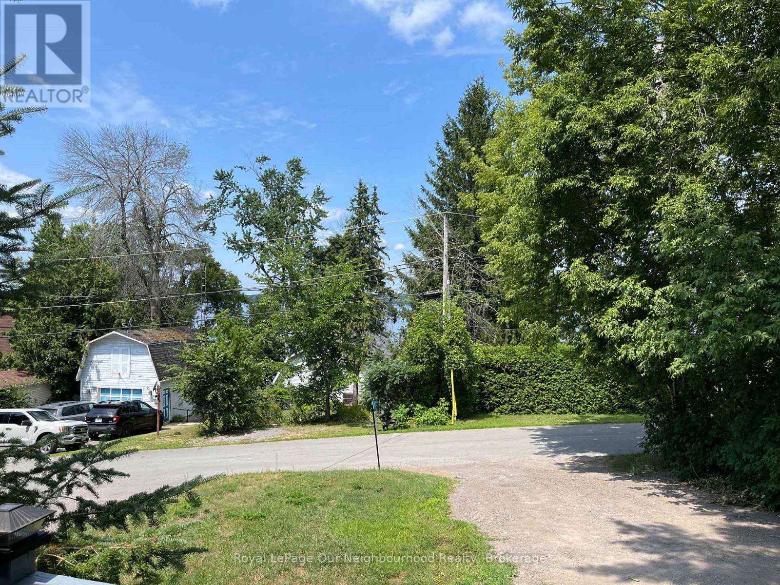 72 LAKESHORE ROAD - 32