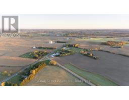 1982 Road 163, Perth South, ON N4X1C4 Photo 47