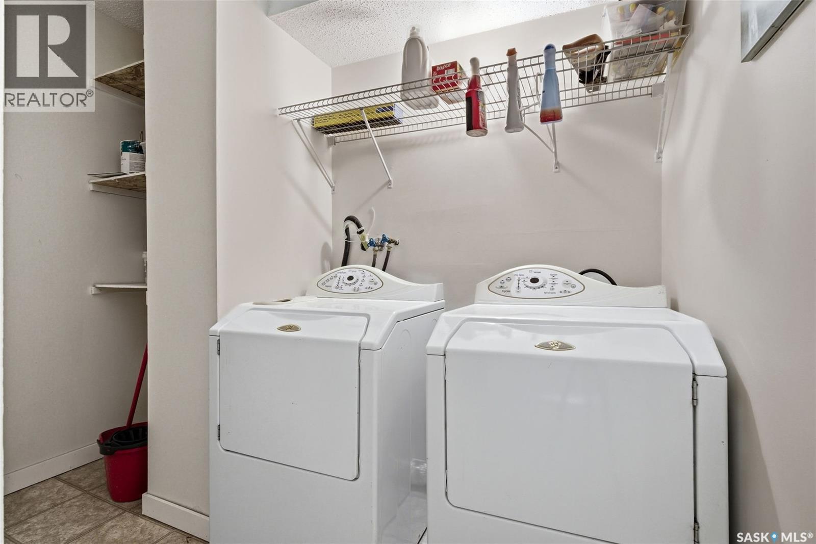 #126 GORE PLACE - 23