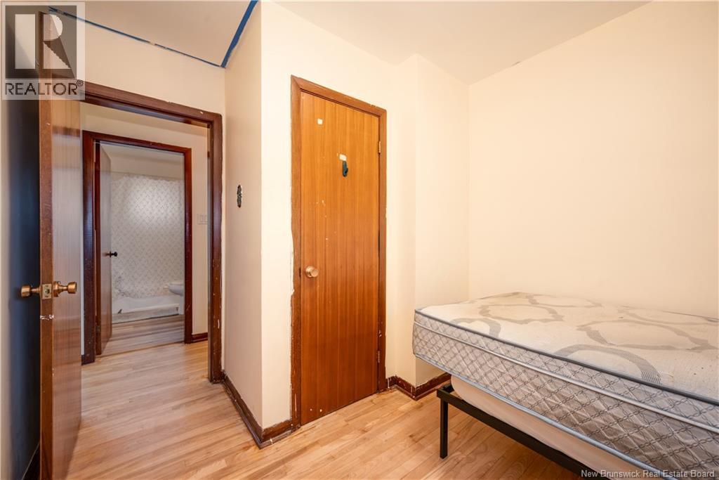 93 Seaman Street - 13