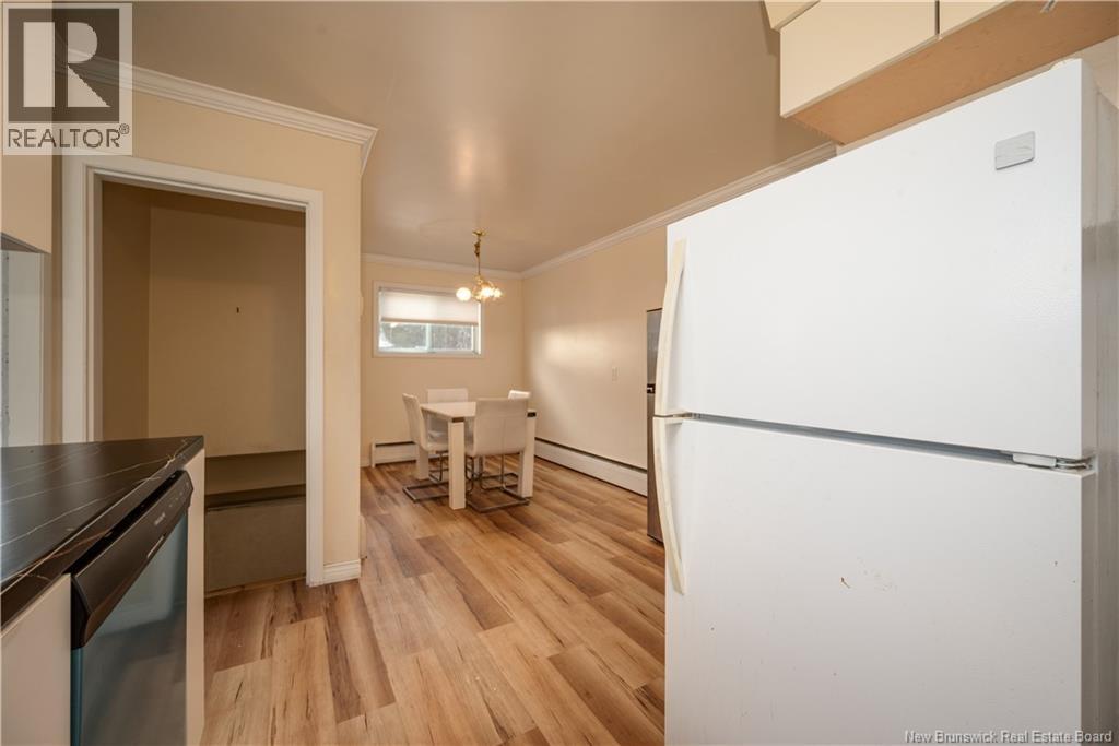 93 Seaman Street - 8