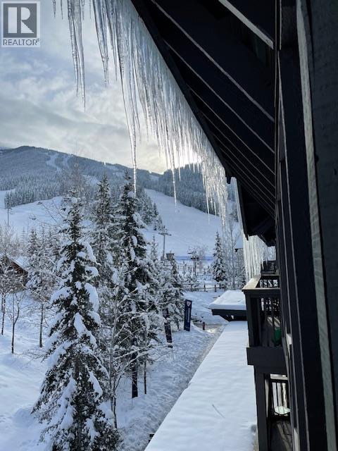 2060 Summit Drive Unit# 411, Panorama