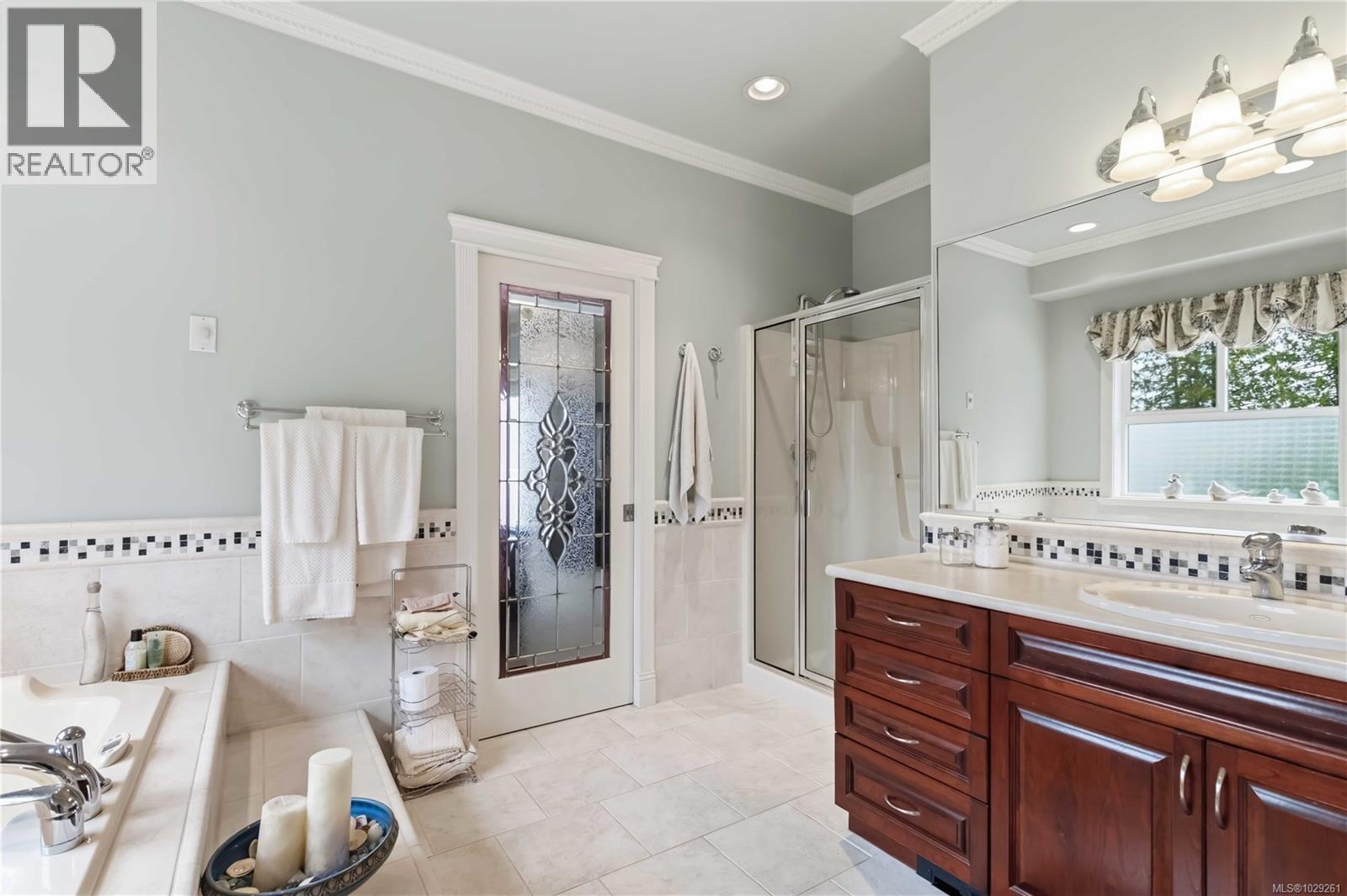 5549 ALDERLEY RD - 24