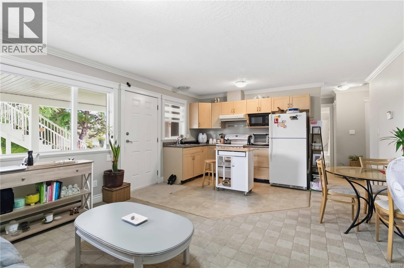 5549 ALDERLEY RD - 28