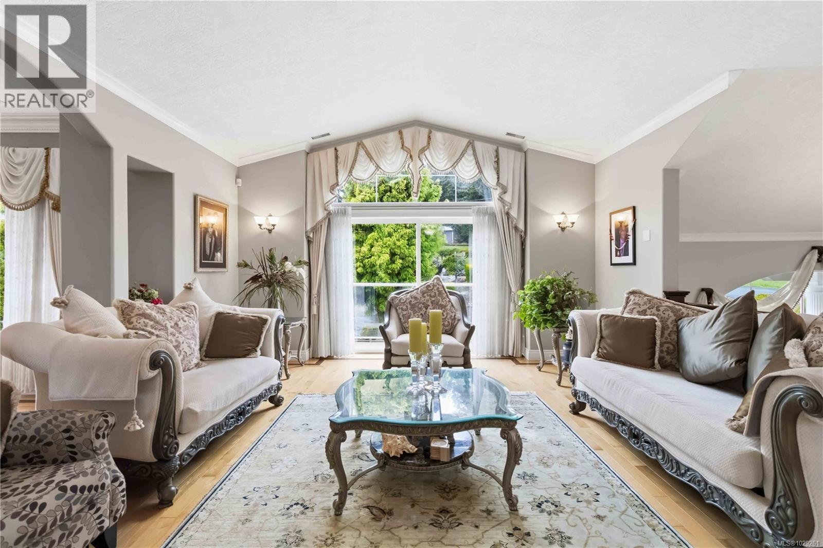 5549 ALDERLEY RD - 6