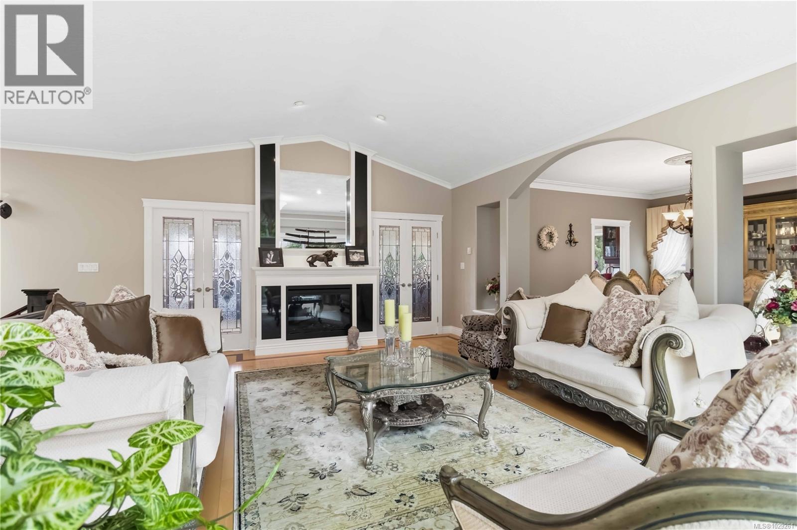 5549 ALDERLEY RD - 7