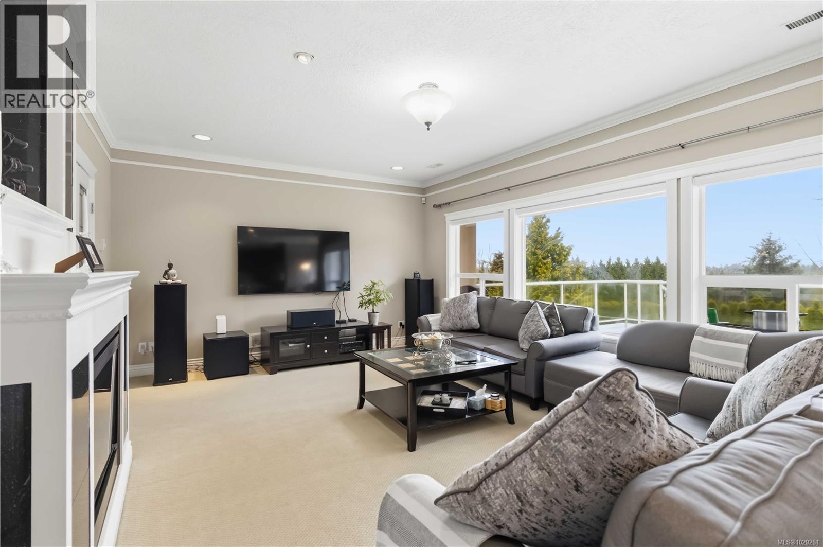 5549 ALDERLEY RD - 9